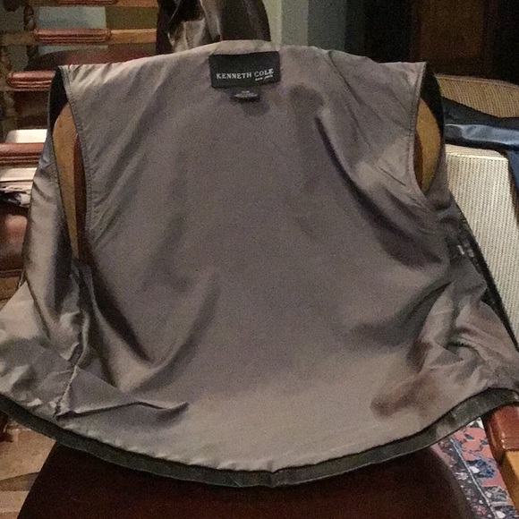 Kenneth Cole New York Mens black leather vest - Picture 3 of 3